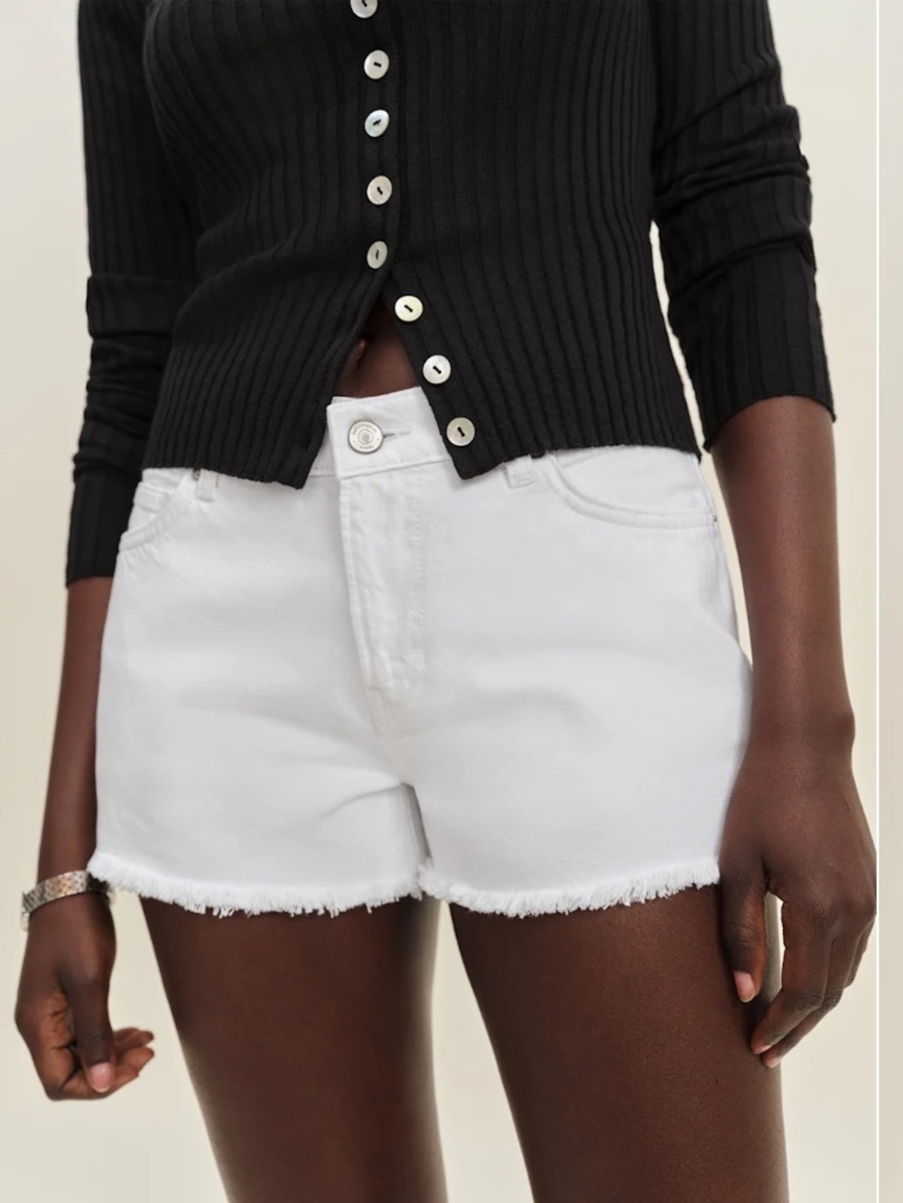 REFORMATION Shorts Denim Sutton Low Rise 2.5” Slouchy Jean Optic White Size 31